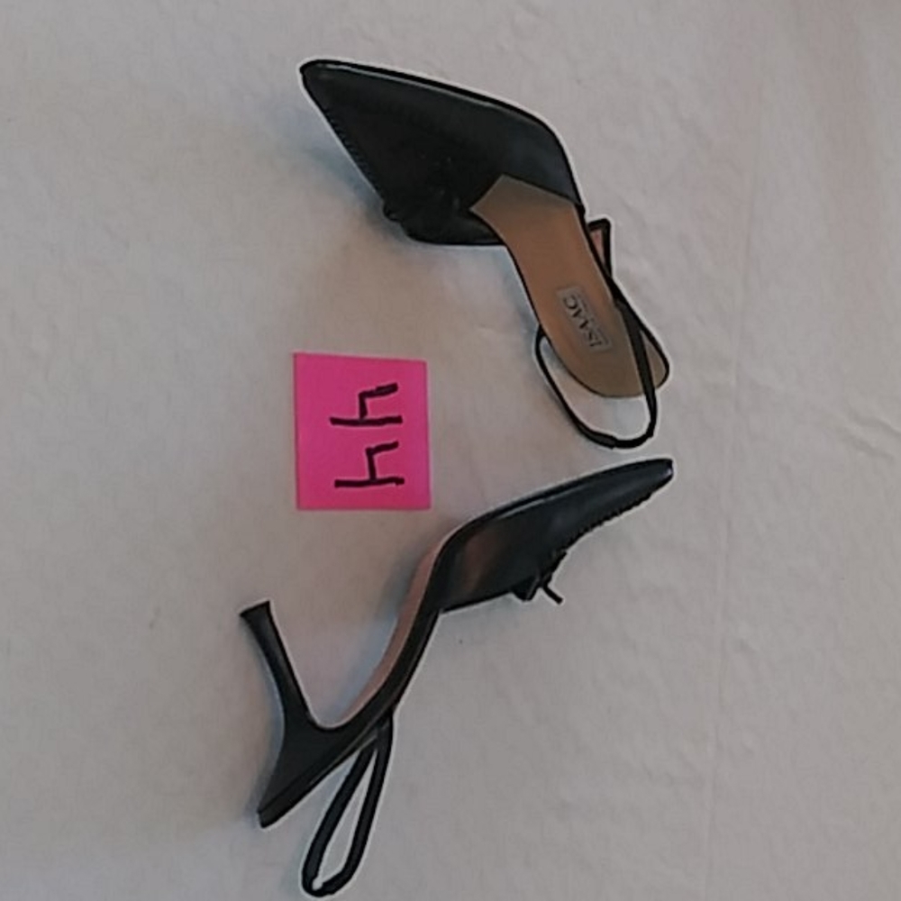 Heels - Picture 3 of 4